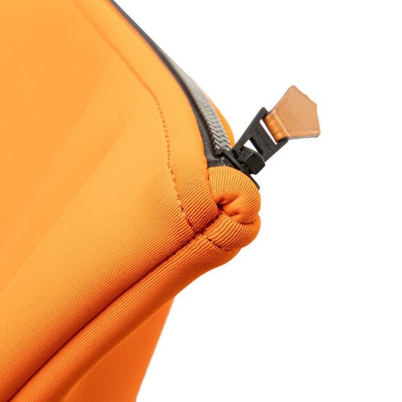 HERMES Orange Pouch - Picture 4 of 10